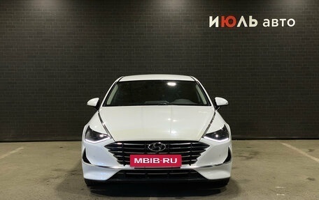 Hyundai Sonata VIII, 2022 год, 2 550 000 рублей, 2 фотография