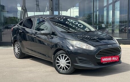 Ford Fiesta, 2015 год, 700 000 рублей, 3 фотография