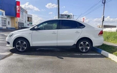 Volkswagen Polo VI (EU Market), 2011 год, 650 000 рублей, 1 фотография