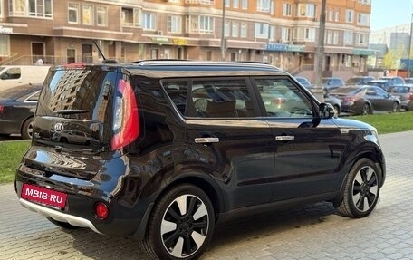 KIA Soul II рестайлинг, 2018 год, 1 750 000 рублей, 7 фотография