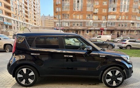 KIA Soul II рестайлинг, 2018 год, 1 750 000 рублей, 8 фотография