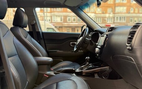 KIA Soul II рестайлинг, 2018 год, 1 750 000 рублей, 22 фотография
