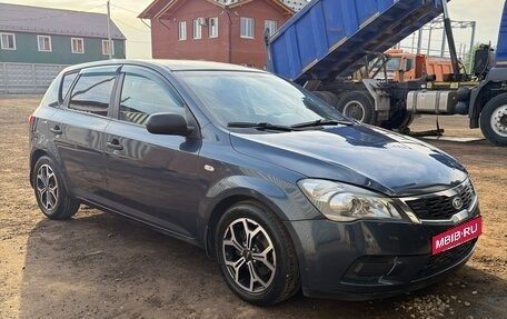 KIA cee'd I рестайлинг, 2010 год, 490 000 рублей, 2 фотография