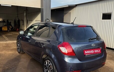 KIA cee'd I рестайлинг, 2010 год, 490 000 рублей, 3 фотография