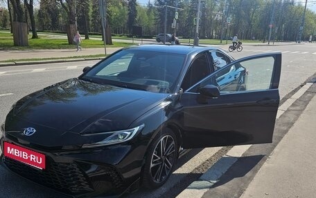 Toyota Camry, 2024 год, 3 750 000 рублей, 2 фотография