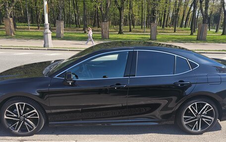 Toyota Camry, 2024 год, 3 750 000 рублей, 3 фотография