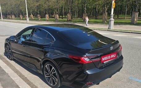 Toyota Camry, 2024 год, 3 750 000 рублей, 4 фотография