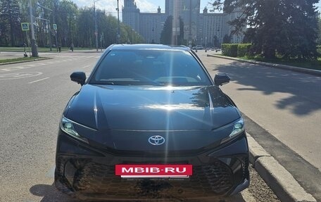 Toyota Camry, 2024 год, 3 750 000 рублей, 7 фотография