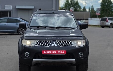 Mitsubishi Pajero Sport II рестайлинг, 2012 год, 1 150 000 рублей, 2 фотография