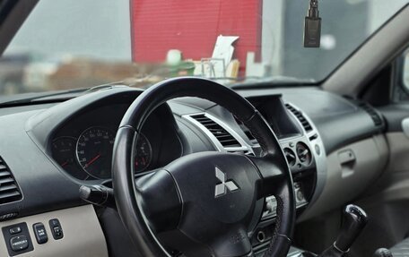 Mitsubishi Pajero Sport II рестайлинг, 2012 год, 1 150 000 рублей, 11 фотография