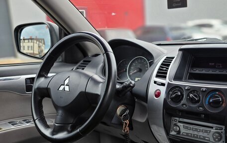 Mitsubishi Pajero Sport II рестайлинг, 2012 год, 1 150 000 рублей, 9 фотография
