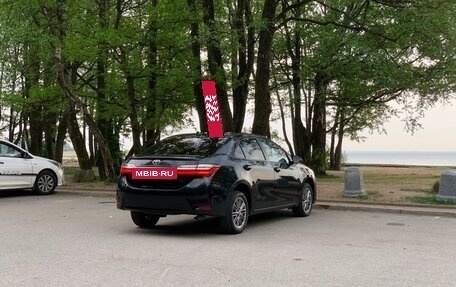 Toyota Corolla, 2018 год, 1 850 000 рублей, 4 фотография