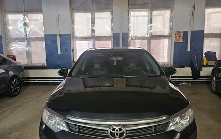 Toyota Camry, 2016 год, 1 850 000 рублей, 4 фотография