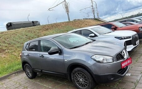 Nissan Qashqai, 2011 год, 1 050 000 рублей, 2 фотография