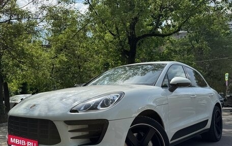 Porsche Macan I рестайлинг, 2016 год, 3 800 000 рублей, 2 фотография