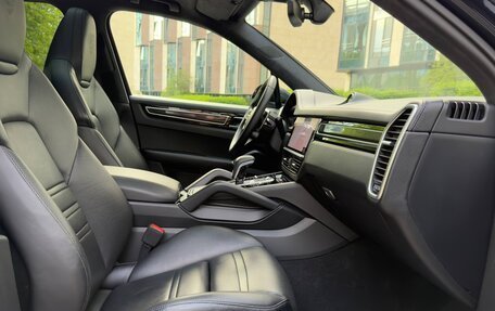Porsche Cayenne III, 2019 год, 7 200 000 рублей, 30 фотография