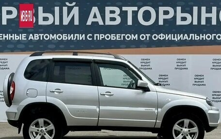 Chevrolet Niva I рестайлинг, 2018 год, 839 000 рублей, 4 фотография