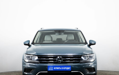 Volkswagen Tiguan II, 2019 год, 2 499 000 рублей, 3 фотография