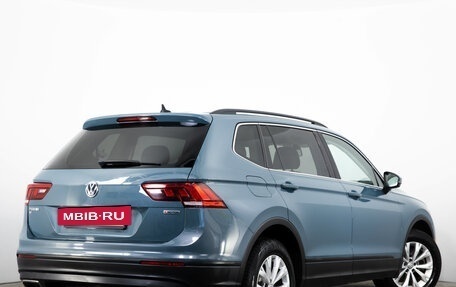 Volkswagen Tiguan II, 2019 год, 2 499 000 рублей, 5 фотография