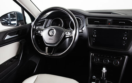 Volkswagen Tiguan II, 2019 год, 2 499 000 рублей, 14 фотография