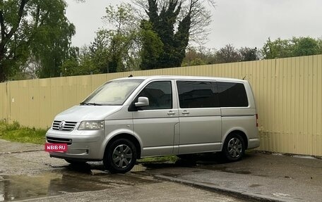 Volkswagen Multivan T5, 2005 год, 1 450 000 рублей, 3 фотография