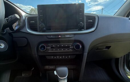 KIA cee'd III, 2022 год, 2 200 000 рублей, 14 фотография