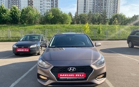 Hyundai Solaris II рестайлинг, 2019 год, 1 390 000 рублей, 2 фотография