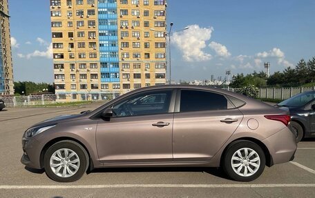 Hyundai Solaris II рестайлинг, 2019 год, 1 390 000 рублей, 8 фотография