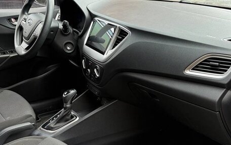 Hyundai Solaris II рестайлинг, 2019 год, 1 390 000 рублей, 15 фотография