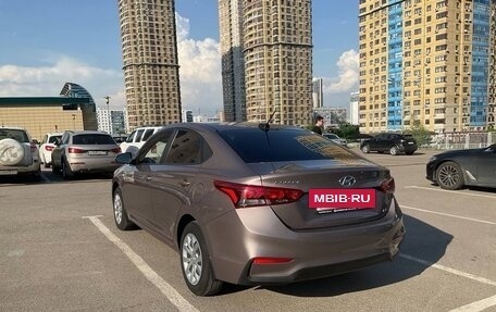 Hyundai Solaris II рестайлинг, 2019 год, 1 390 000 рублей, 6 фотография