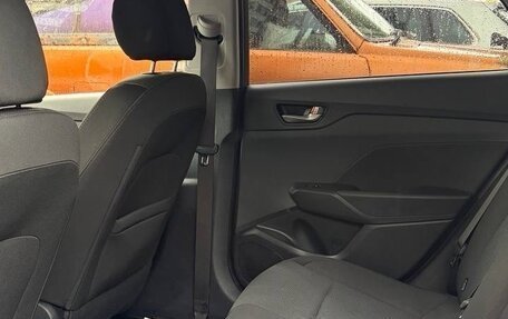 Hyundai Solaris II рестайлинг, 2019 год, 1 390 000 рублей, 18 фотография