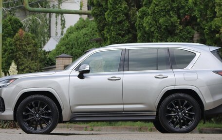 Lexus LX, 2022 год, 12 350 000 рублей, 4 фотография