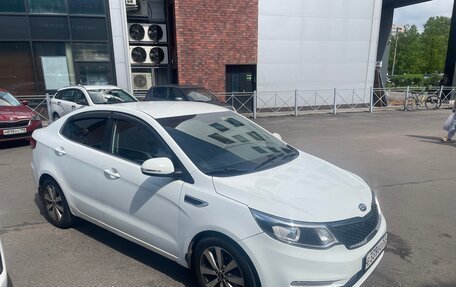 KIA Rio III рестайлинг, 2016 год, 850 000 рублей, 2 фотография