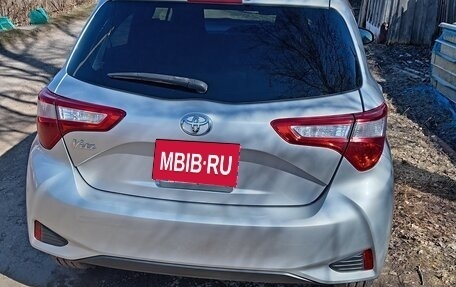Toyota Vitz, 2017 год, 940 000 рублей, 8 фотография
