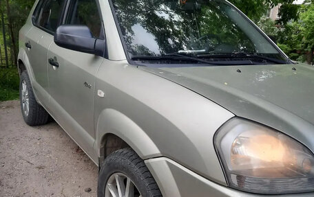 Hyundai Tucson III, 2007 год, 750 000 рублей, 1 фотография