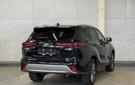 Toyota Highlander, 2026 год, 5 500 000 рублей, 2 фотография