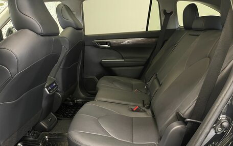 Toyota Highlander, 2026 год, 5 500 000 рублей, 10 фотография