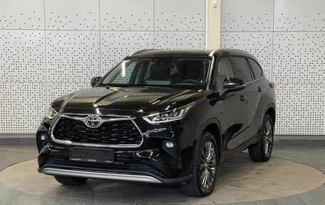Toyota Highlander, 2026 год, 5 500 000 рублей, 3 фотография