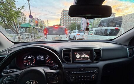 KIA Sportage IV рестайлинг, 2018 год, 2 000 000 рублей, 9 фотография