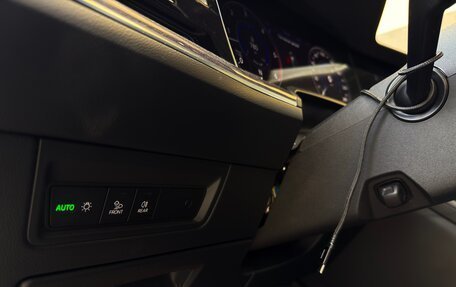Volkswagen Touareg III, 2020 год, 5 925 000 рублей, 19 фотография