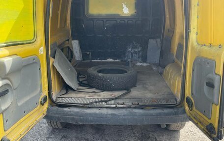 Renault Kangoo II рестайлинг, 2003 год, 100 000 рублей, 8 фотография