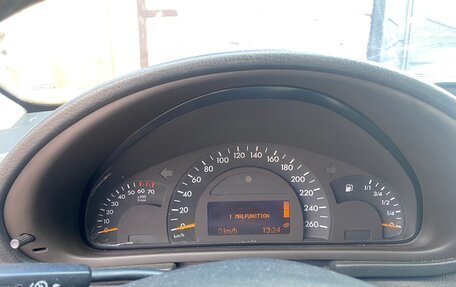 Mercedes-Benz C-Класс, 2000 год, 500 000 рублей, 11 фотография