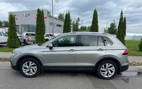Volkswagen Tiguan II, 2021 год, 2 995 999 рублей, 4 фотография