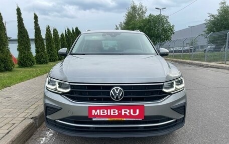 Volkswagen Tiguan II, 2021 год, 2 995 999 рублей, 3 фотография