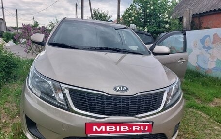KIA Rio III рестайлинг, 2014 год, 1 500 000 рублей, 3 фотография