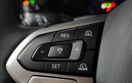 Volkswagen Golf VIII, 2023 год, 2 220 013 рублей, 9 фотография