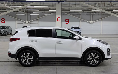 KIA Sportage IV рестайлинг, 2020 год, 2 599 000 рублей, 8 фотография