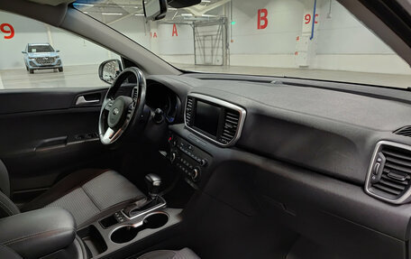 KIA Sportage IV рестайлинг, 2020 год, 2 599 000 рублей, 15 фотография