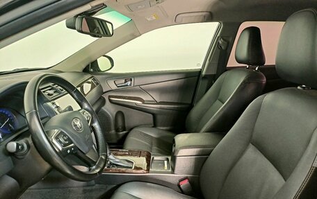 Toyota Camry, 2017 год, 2 325 000 рублей, 15 фотография