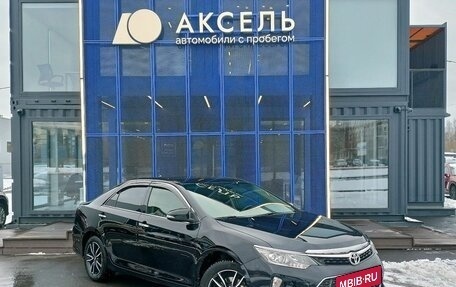 Toyota Camry, 2017 год, 2 325 000 рублей, 3 фотография